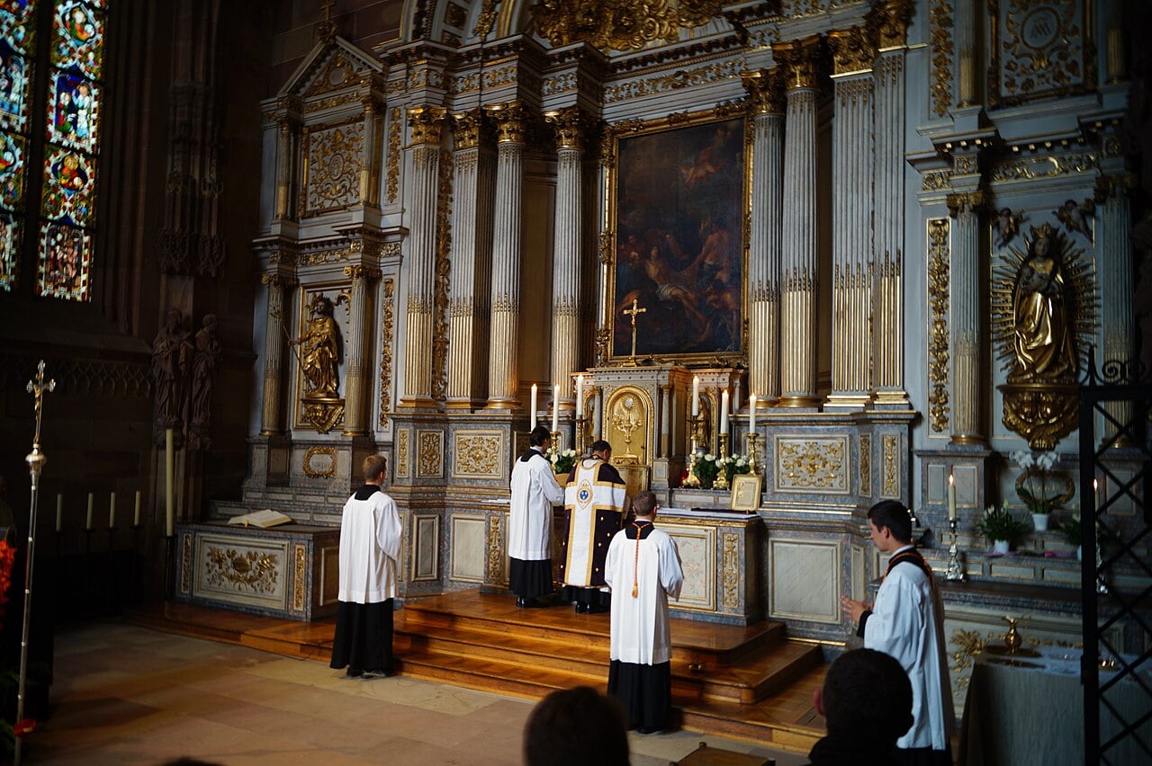 Latin Mass celebrated at Strasbourg Cathedral