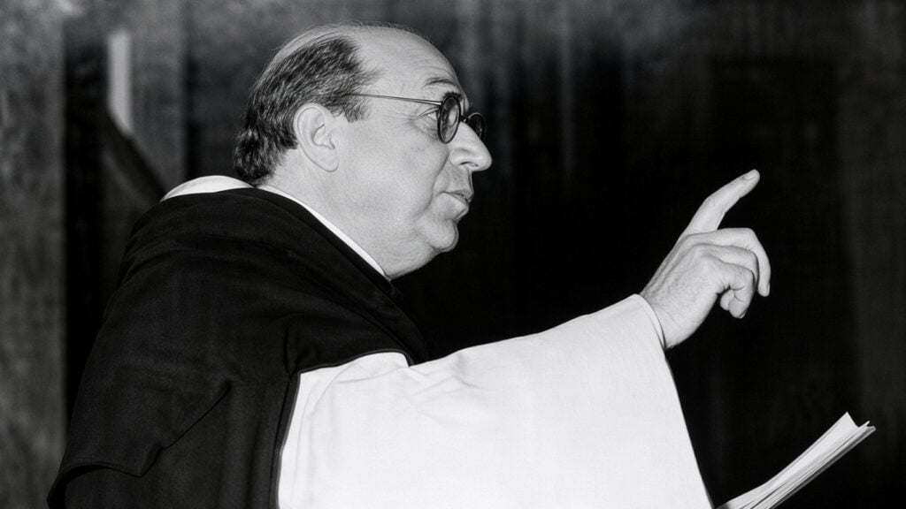 Fr. Felix Morlion giving a public oration.